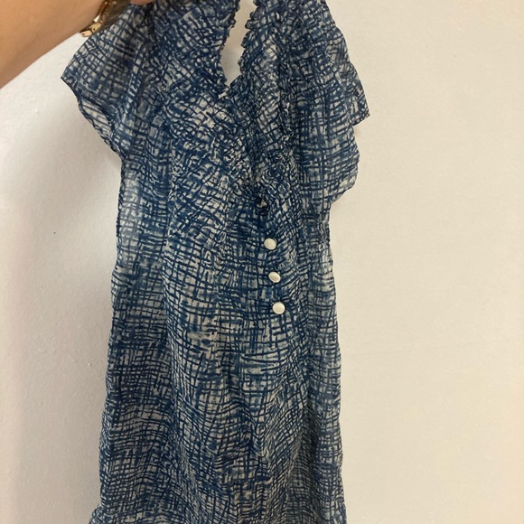 Talbots petiteM light weight sheer ruffle shirt - Picture 4 of 6